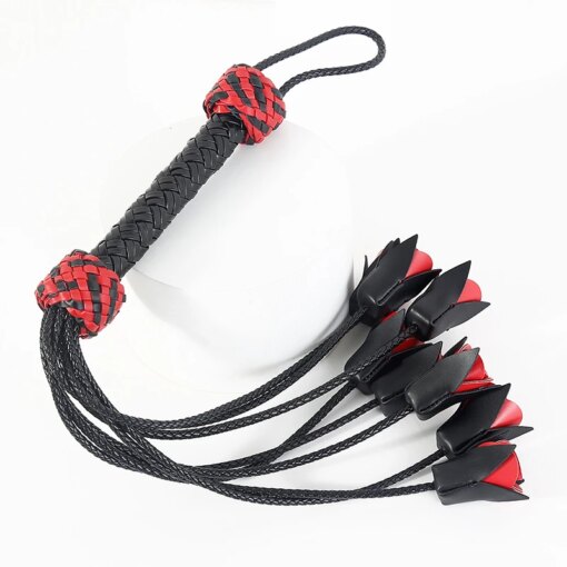 Chicote Flogger de Couro Ponteira Flores Rose Whip