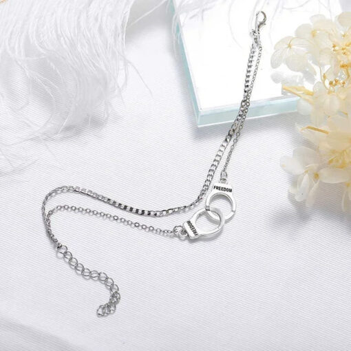 Tornozeleira Handcuffs Trendy Freedom Ankle Chain - Image 2