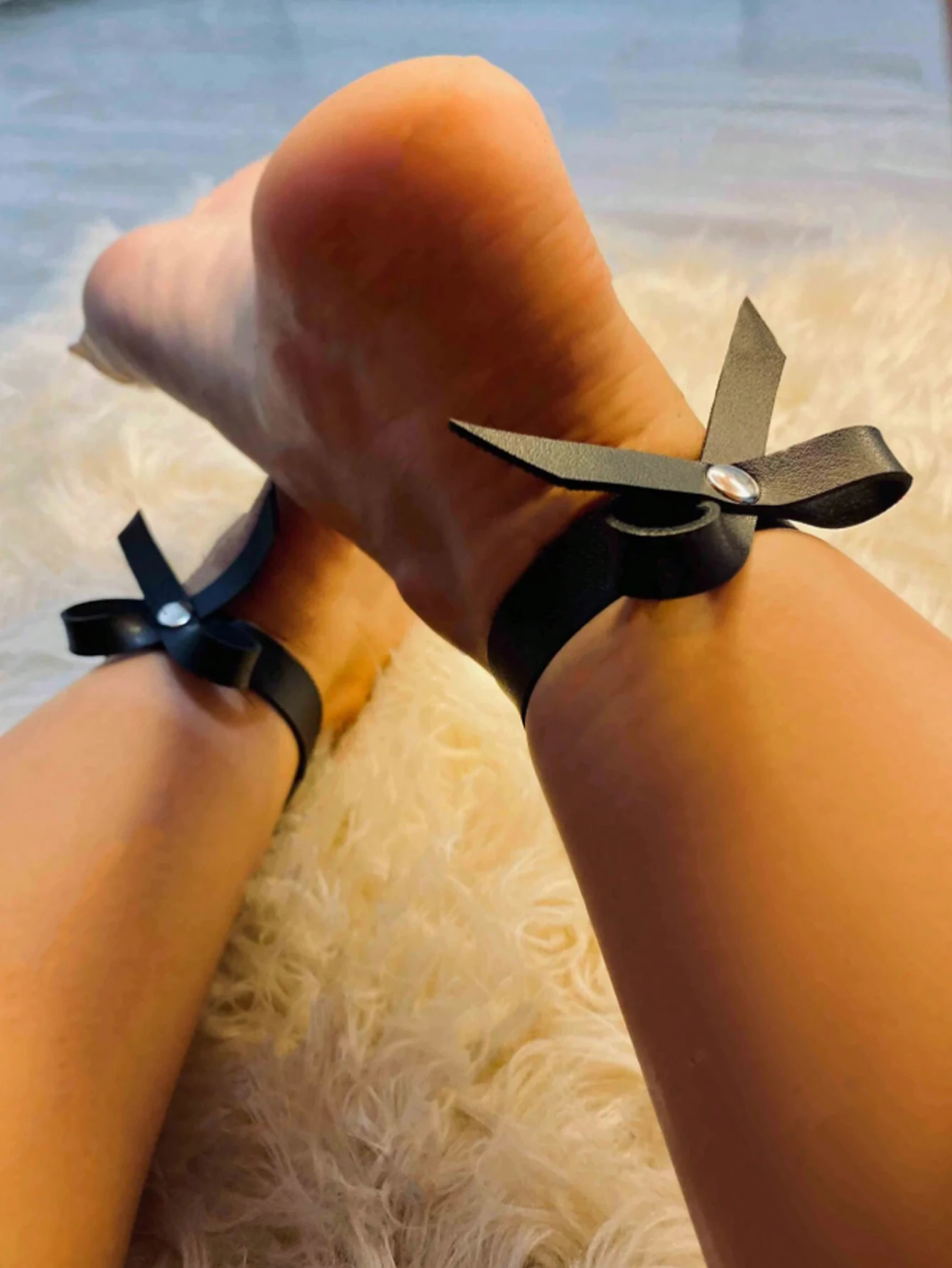 2PCS Leather Bow Ankle Leg Rings Punk Fashion Costume Ball Role-Playing Costume Personalized Ankle accessories