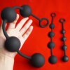 Plug Anal com Bolas de Silicone – Longo, Flexível e com Alça de Segurança