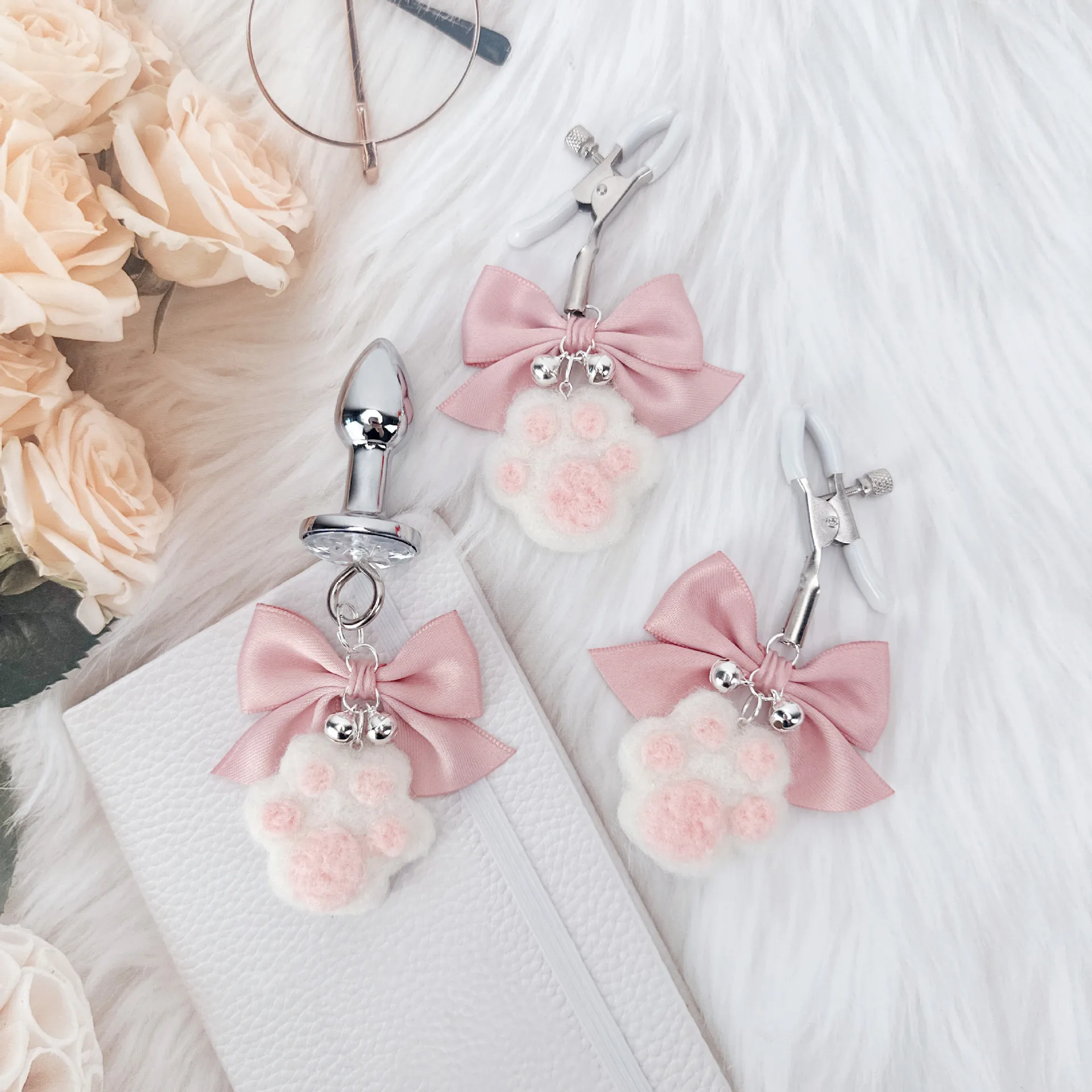 BDSM Cute Cat Claw Bell Collar Bow Nipple Clamp Anal Plug Chocker with Leash Sm Training Nipple Stimulation Flirting Sex Toys