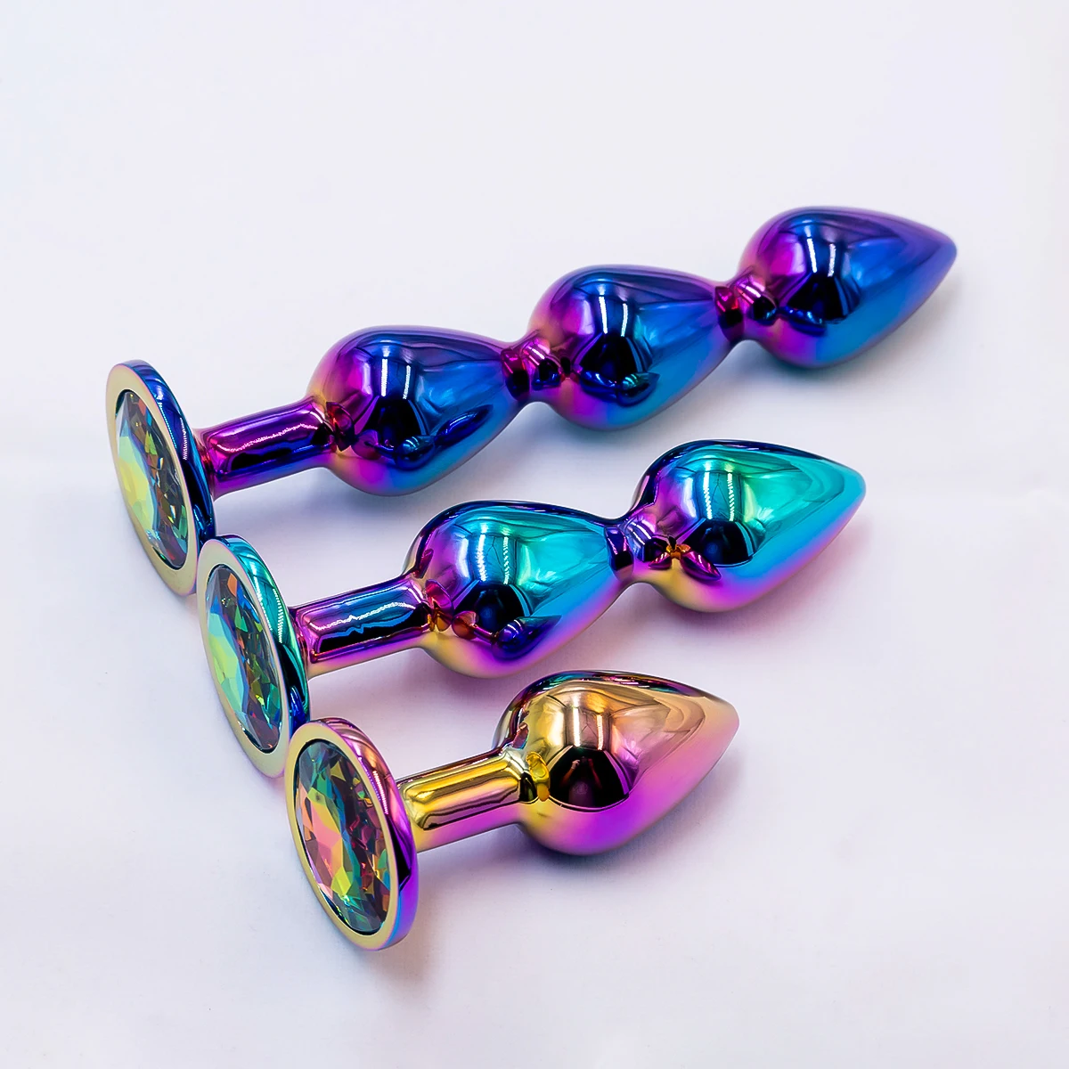 Plug Anal de Metal com Pedra de Cristal, Acabamento Aurora Multicolorido, Tamanhos S, M e L