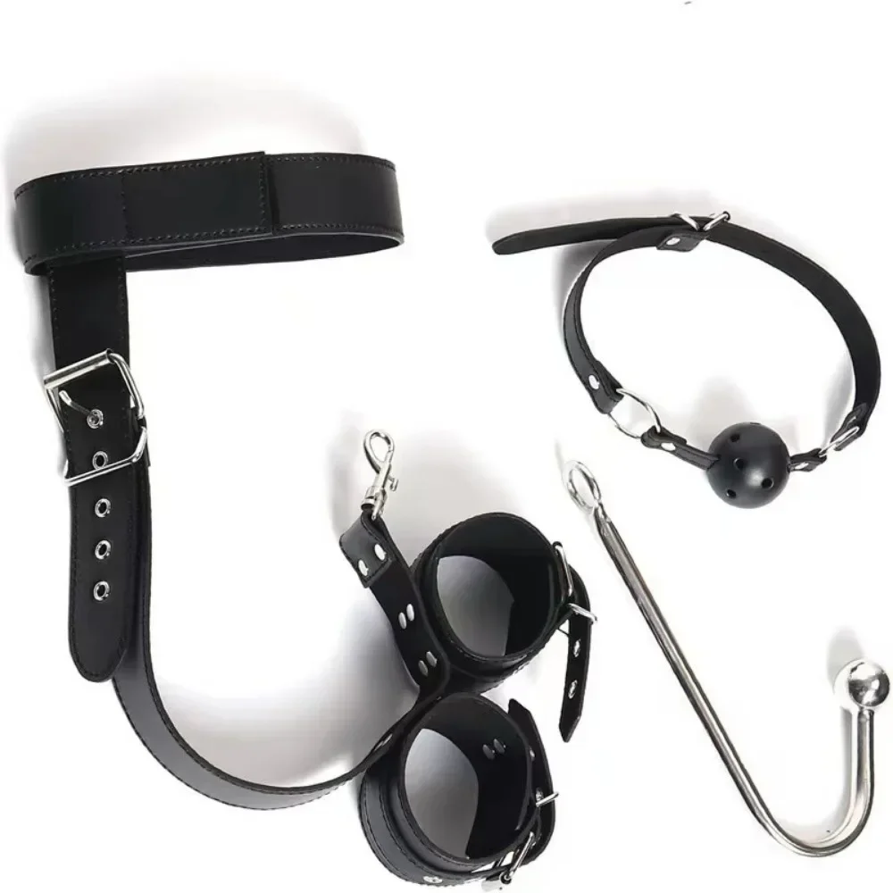 Kit Bondage BDSM com Gola, Algemas, Gancho Anal de Inox e Mordaça Ball Gag - Imagem 2