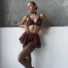 Conjunto completo Escolar Cativa xadrez com bralette, mini saia e coleira, vestido de corpo inteiro