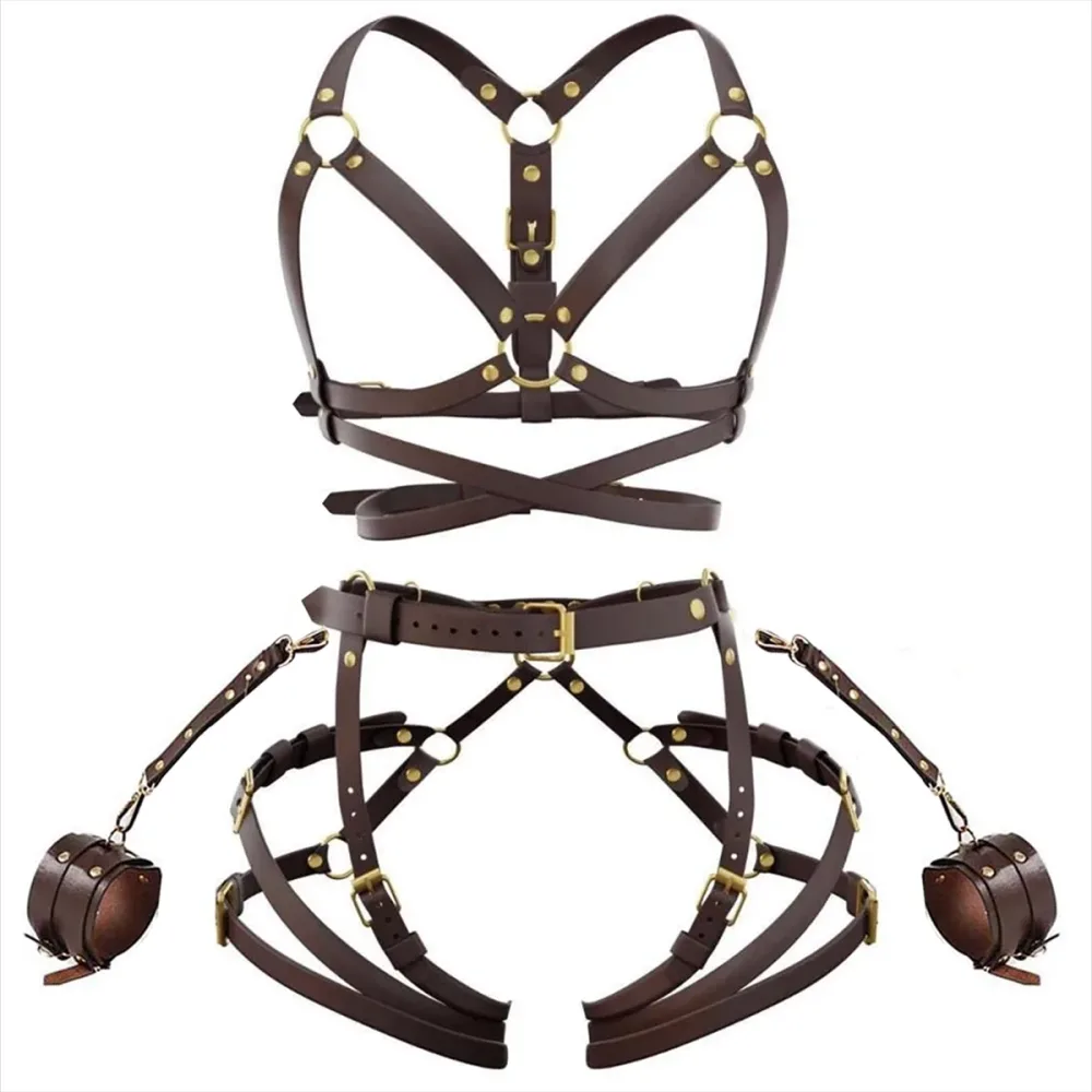 Peças separadas do conjunto harness Soberana: busto, quadril e algemas