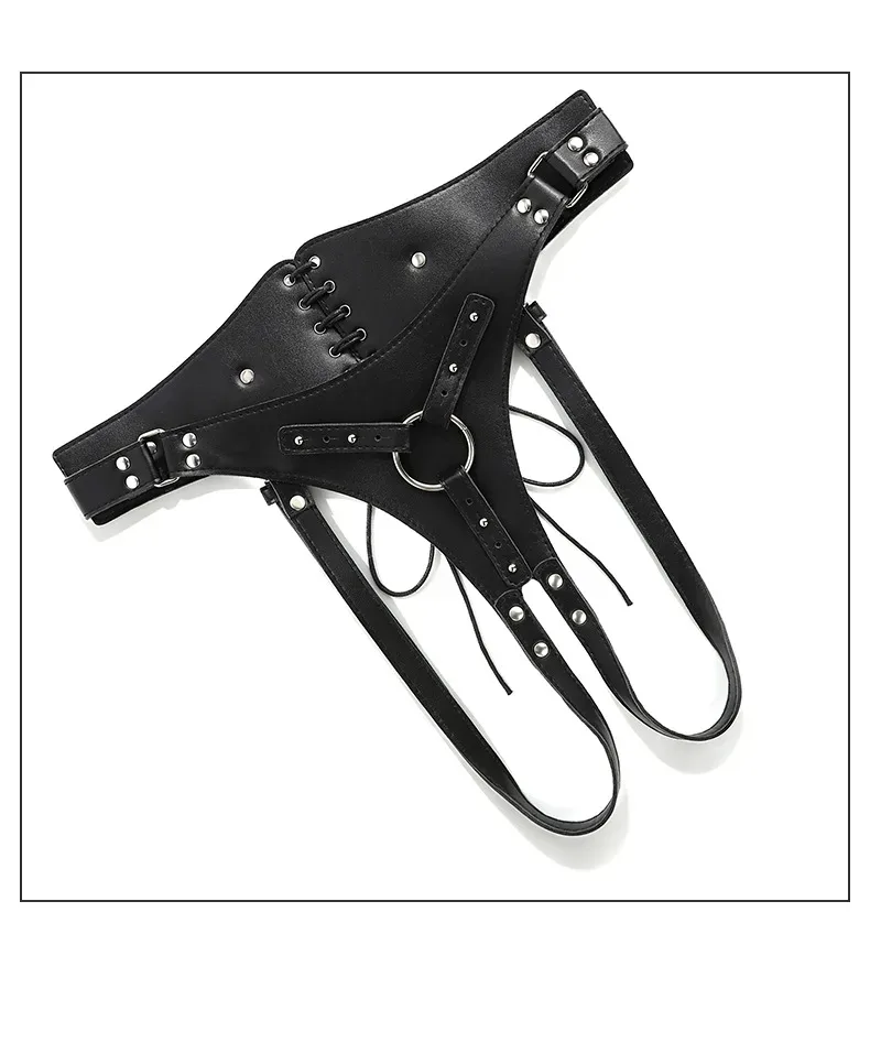 Harness de pegging preto em ângulo lateral