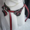 Strapon harness Imperatriz preto com mosquetão e argola D na lateral